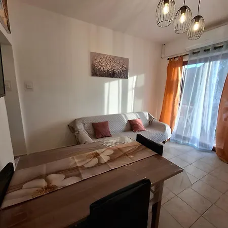 With Parking Space Privlaka, Zadar - 12985 شقة بريفلاكا